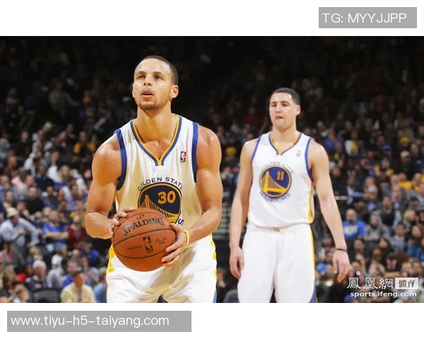 库里独占鳌头NBA历史单场10三分表现中占比达25