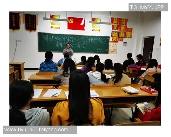 浓眉坚定信念：自我反思是解决问题的关键所在