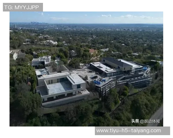 詹姆斯在贝弗利山庄建豪宅外界猜测第二座或为布朗尼未来准备