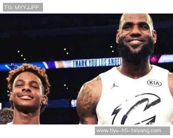 布朗尼揭晓音乐会首位舞者身份詹姆斯引发热议 布朗尼揭晓音乐会首位舞者身份詹姆斯引发热议