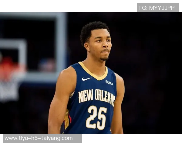 鹈鹕对琼斯和墨菲的交易要价曝光引发关注 鹈鹕对琼斯和墨菲的交易要价曝光引发关注