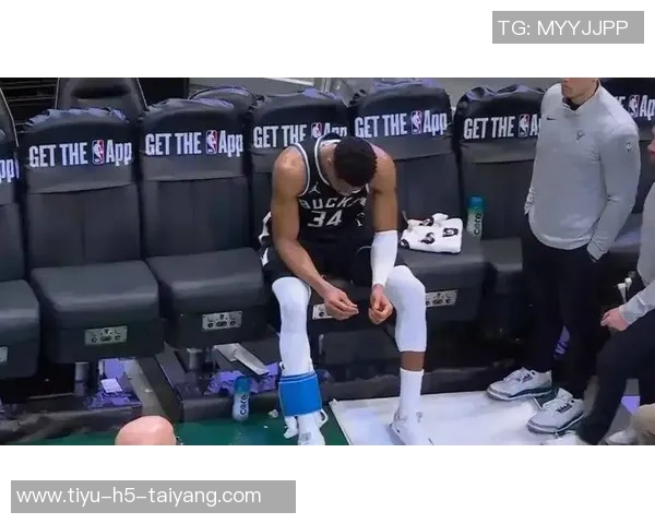 里弗斯确认特纳小腿酸痛无碍期待他在揭幕战中出战 里弗斯确认特纳小腿酸痛无碍期待他在揭幕战中出战